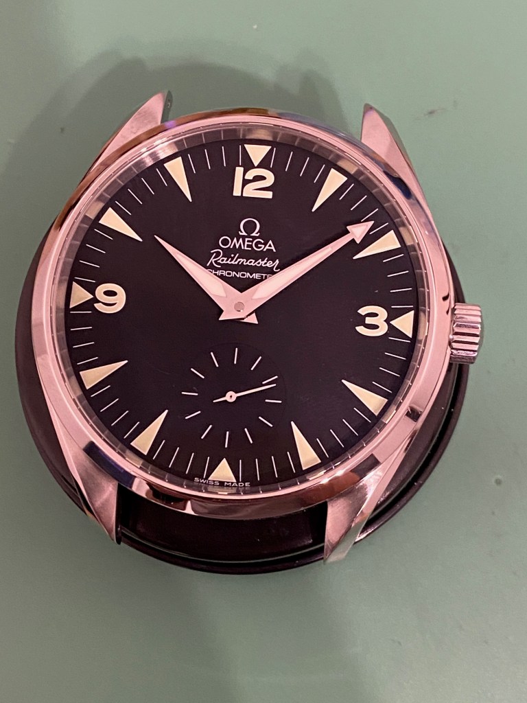 thewatchprofessional.co.uk